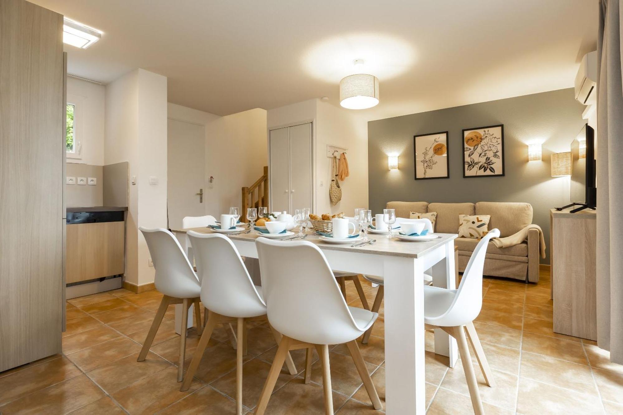 Residence Odalys - Les Coteaux De Sarlat Bagian luar foto