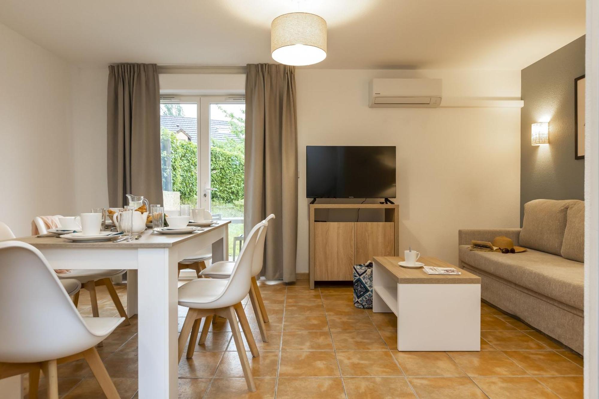 Residence Odalys - Les Coteaux De Sarlat Bagian luar foto