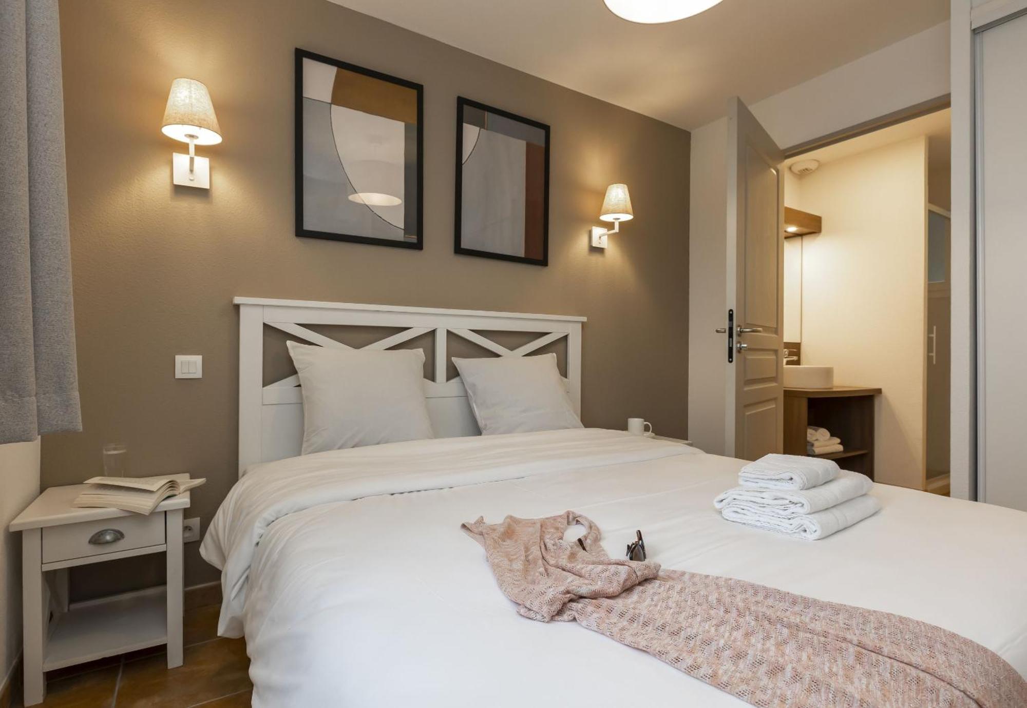 Residence Odalys - Les Coteaux De Sarlat Bagian luar foto