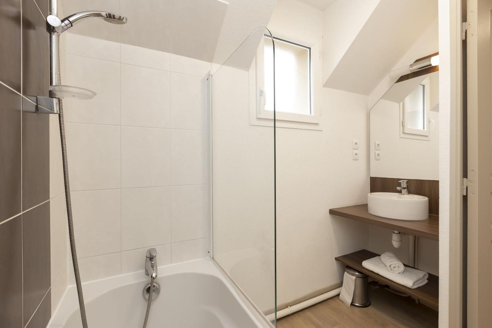 Residence Odalys - Les Coteaux De Sarlat Bagian luar foto