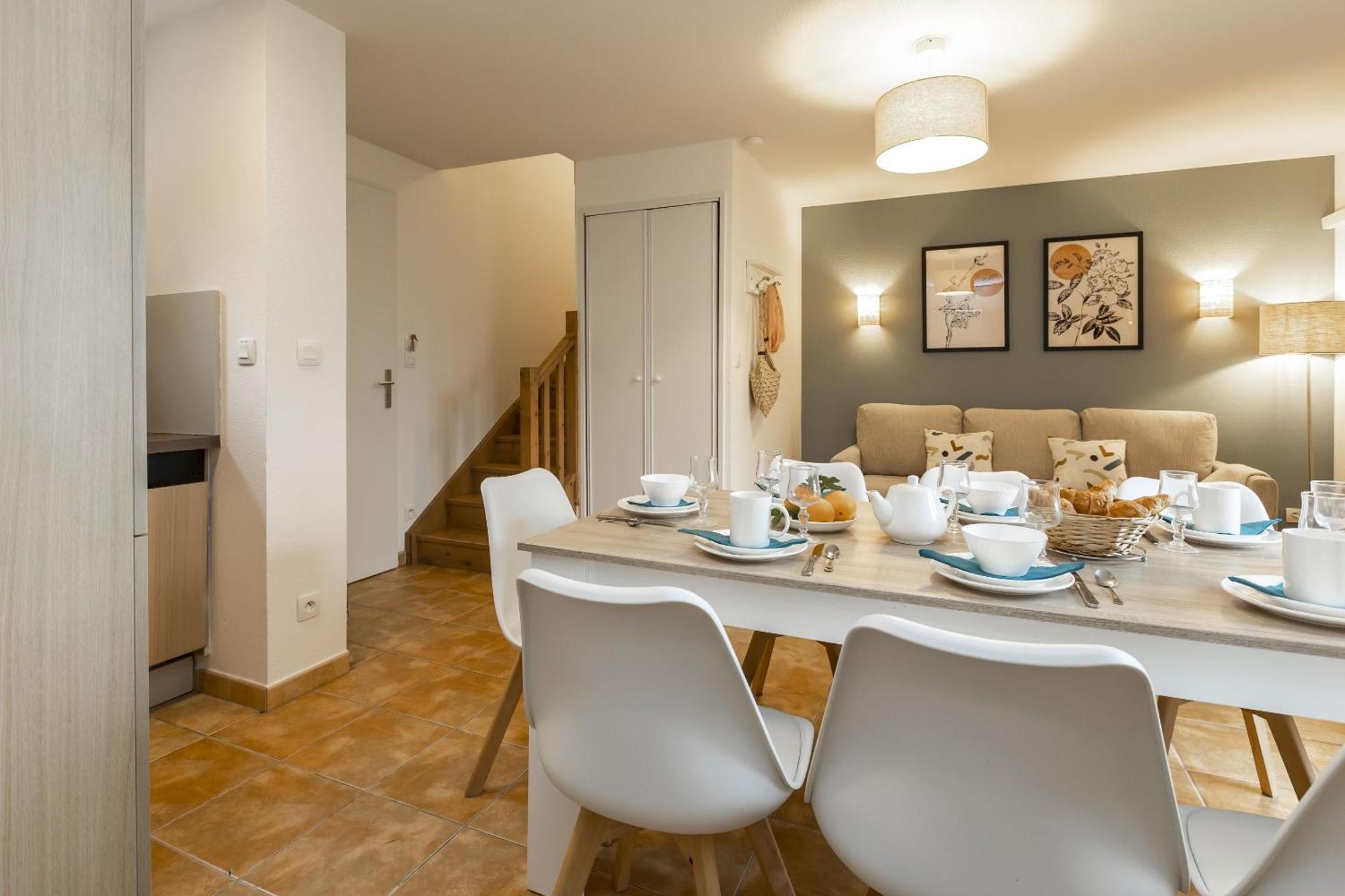 Residence Odalys - Les Coteaux De Sarlat Bagian luar foto