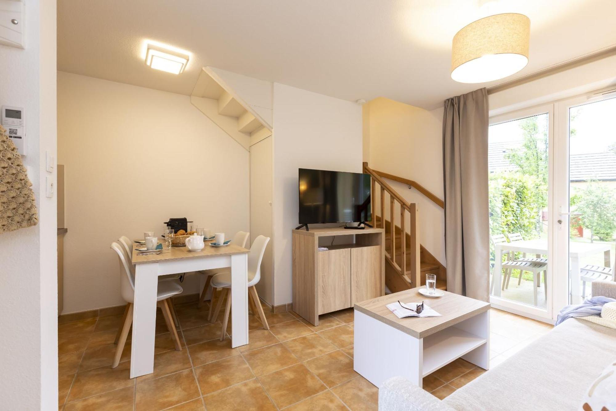 Residence Odalys - Les Coteaux De Sarlat Bagian luar foto