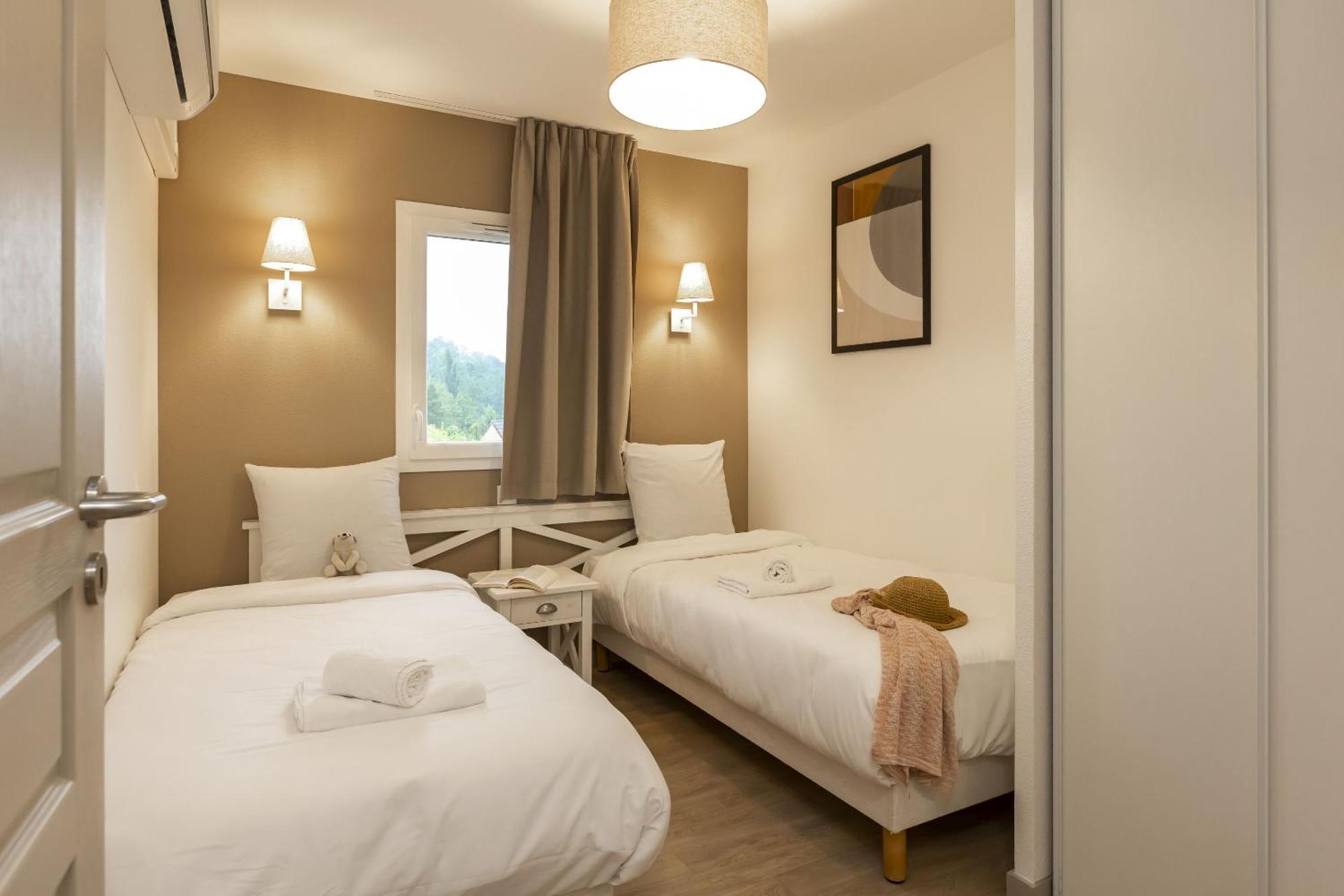 Residence Odalys - Les Coteaux De Sarlat Bagian luar foto